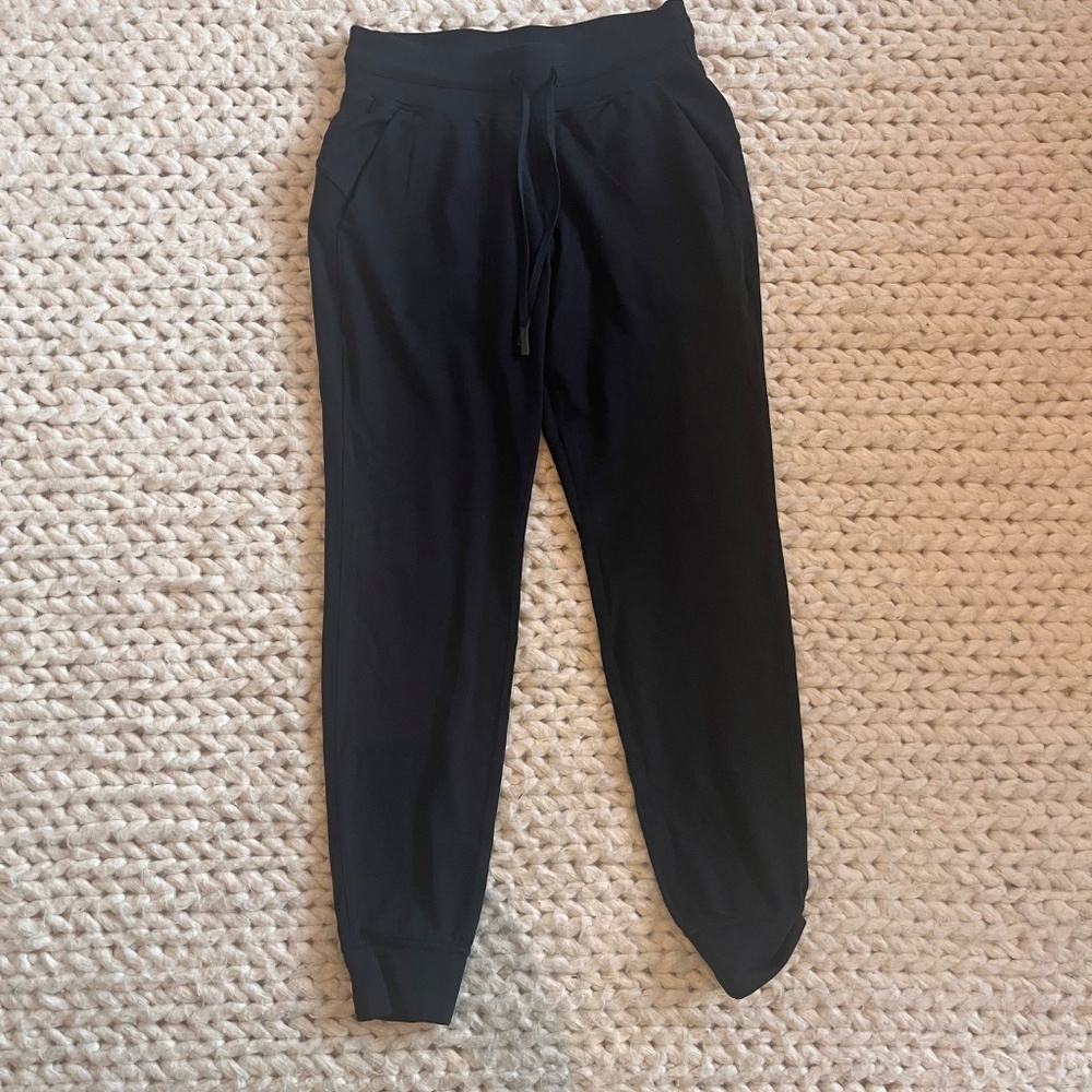 Lululemon Pull on Jogger